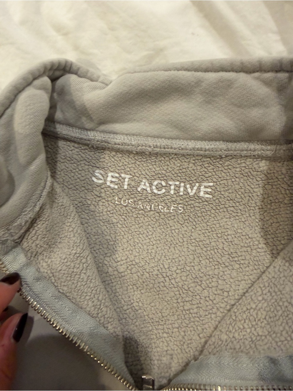 Set Active Light Gray Quarter-Zip Pullover Sweatshirt - Picture 3 of 3